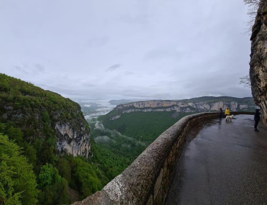 Logement Standing Wifi Vercors 'In Saint-Jean-en-Royans Εξωτερικό φωτογραφία